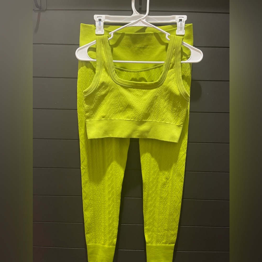 Joylab Cable Knit Set